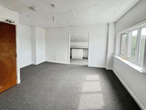 Lounge- click for photo gallery